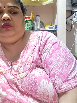 tamilthanushri's Live XXX Chat