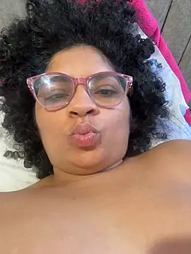 Tana_latin1- Chat XXX in diretta