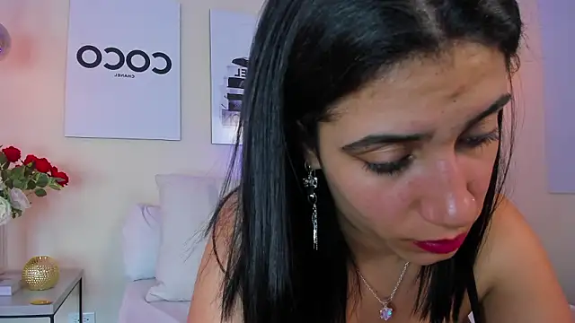 Samantha_hotly Chat XXX in diretta