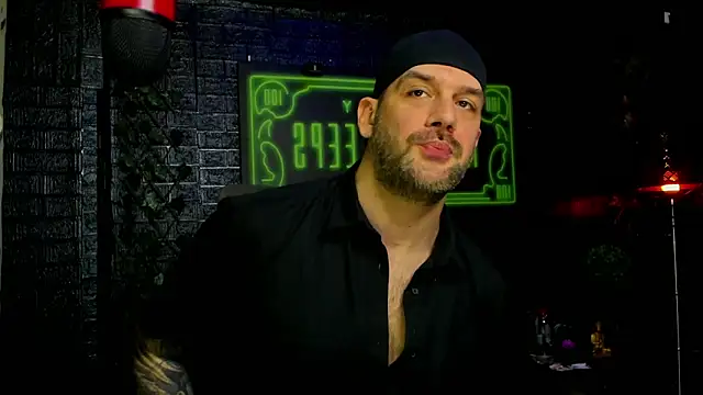 LexHardy webkamerás műsora