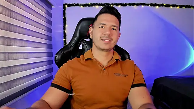 ransoj Chat XXX in diretta