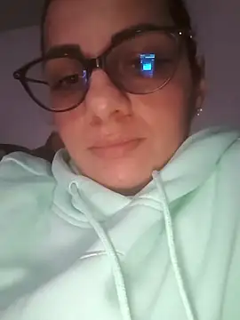 mariahotgirl Webcam show