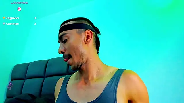 Chat XXX en directo de steven_hott8