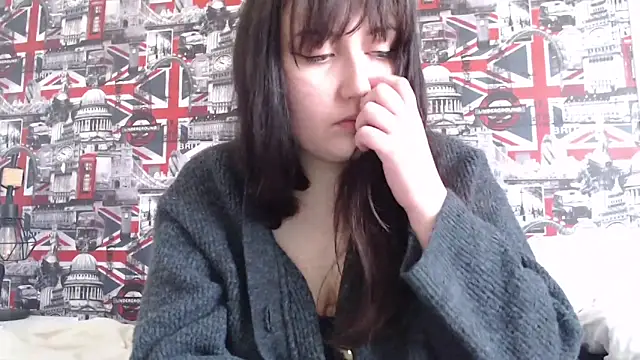 Lynylou Live XXX-chat