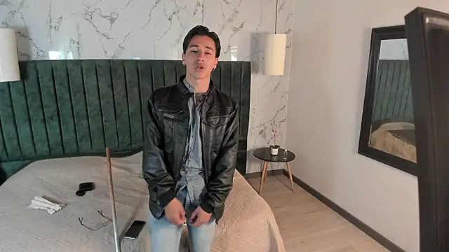 Chat XXX en directo de Andy_Joy_