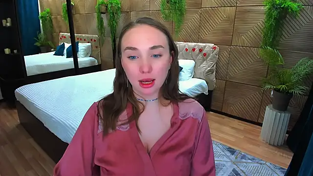 TrueReincarnationのライブXXXチャット