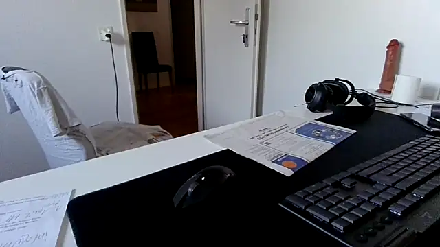 Chat XXX en directo de alpha-hunk