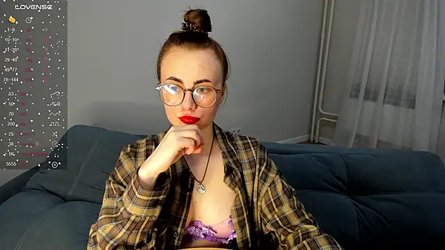 MewStella Chat XXX in diretta