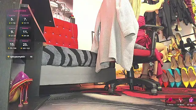 candy_conrad: онлайн-секс-чат