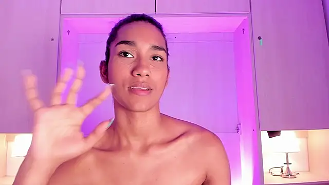 AnahiCollins Chat XXX in diretta