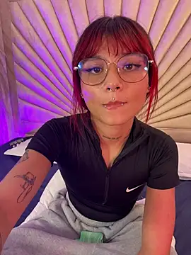 Emma_duff: онлайн-секс-чат