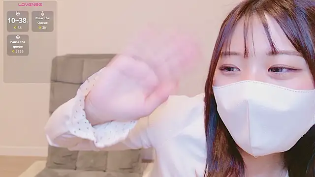 LUNA_BABY25 Chat XXX in diretta