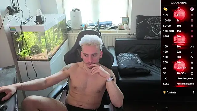 Chat XXX en directo de Rayzel_White