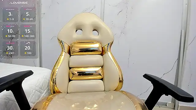 Chat +18 de maddieperez_ ao vivo