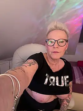 German_Milf's Webcam Show