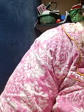 tamilthanushri 即時 XXX 聊天