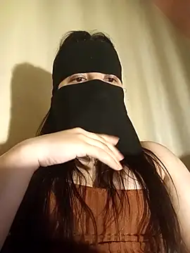 LONA-_- Adlı Modelin Canlı XXX Sohbeti