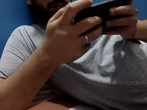 PrecumbonerのライブXXXチャット