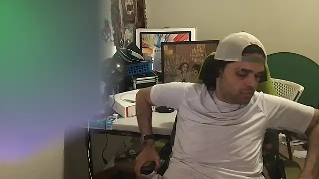 KungFuPanda001 Show in webcam