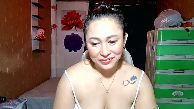 Chat XXX ao vivo de Ugly-Filipina