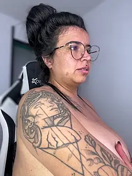 Devilsweet17 Live XXX-Chat