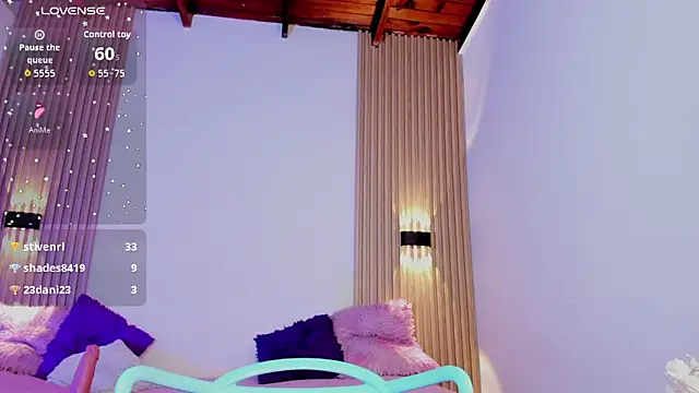 LaylaEmber 라이브 XXX 채팅