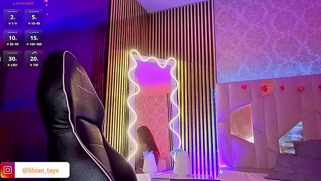 LIHIAN_TAY Pertunjukan Webcam