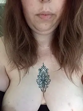 Dunitta Adlı Modelin Canlı XXX Sohbeti