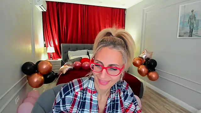 MuseOfStage Chat XXX in diretta