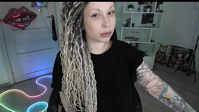 HoneySallyMoore Chat XXX in diretta