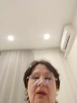 Živý XXX chat SalientClean