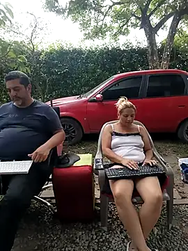 hotandfierylatinos2023のライブXXXチャット