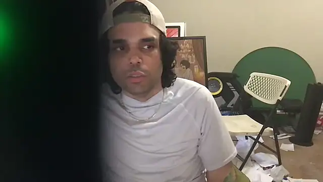 KungFuPanda001's Live XXX Chat