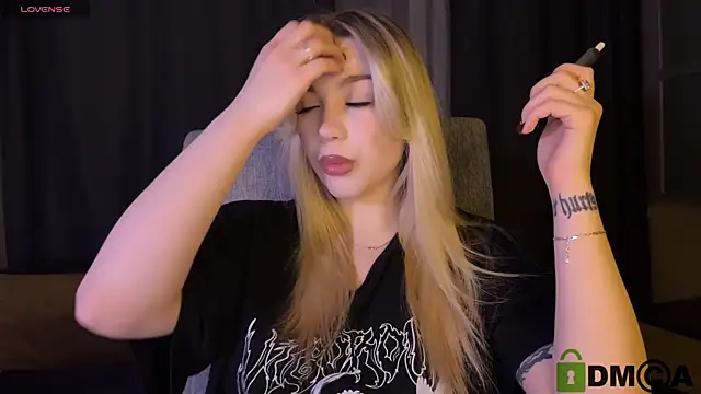 แชท XXX สดของ ariashaa