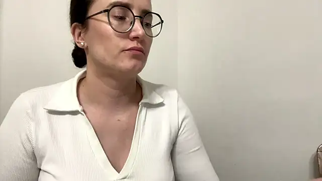 SofiaTease Webcamshow