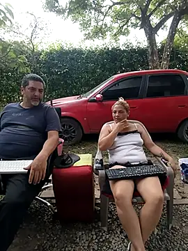 แชท XXX สดของ hotandfierylatinos2023