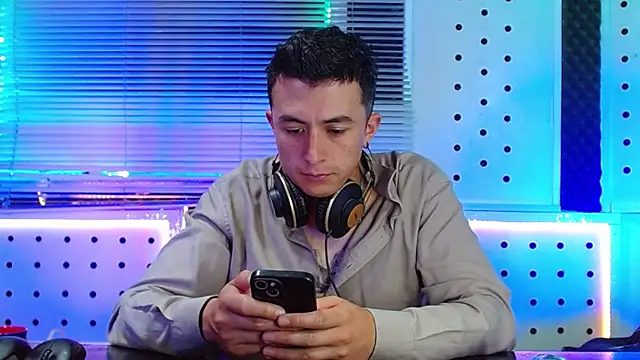 แชท XXX สดของ Godofcumxxx