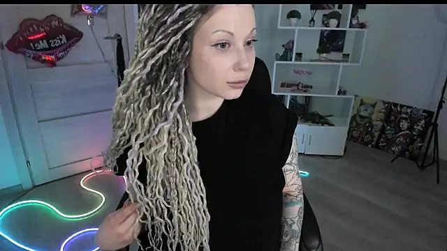 Chat XXX en directo de HoneySallyMoore