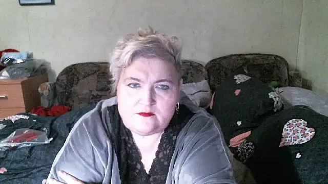 Lana555 现场XXX聊天