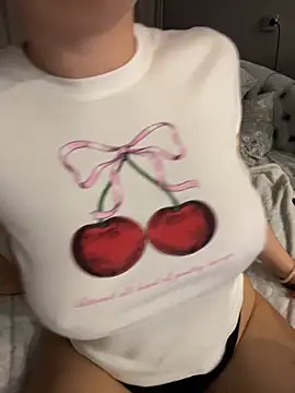 دردشة PinaColaBoom الجنسية المباشرة