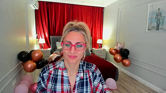 MuseOfStage Chat XXX live