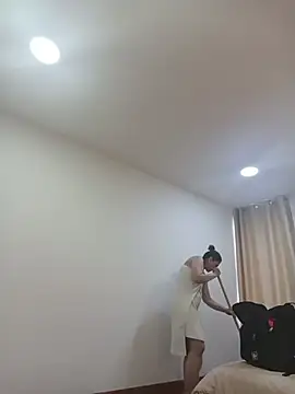 دردشة sasi_luna الجنسية المباشرة