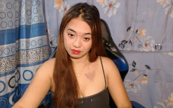 urlover_mae26 – Live XXX-chat