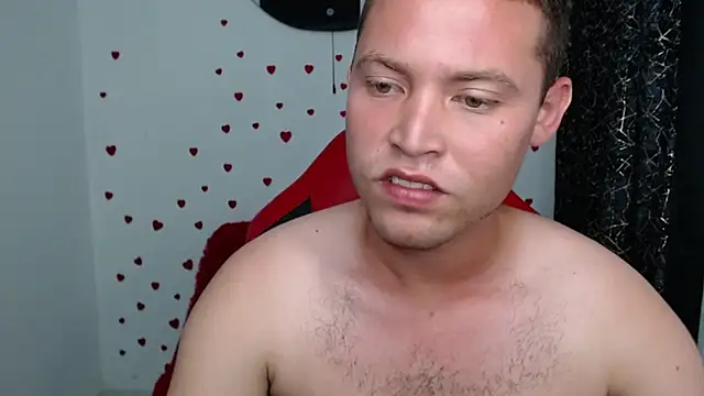 sven_fox723's Live XXX Chat