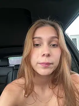 Nikii__ – Naživo XXX chat