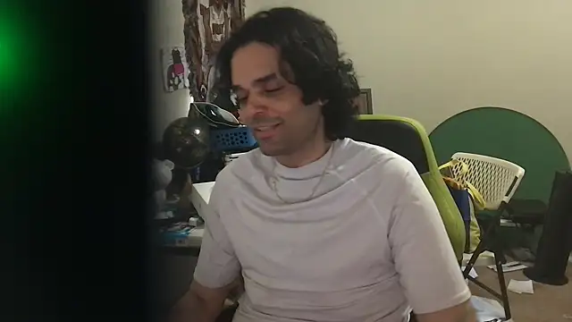 KungFuPanda001's Live XXX Chat