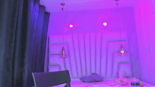 Živý XXX chat AngelaaCute_