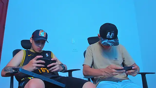 Thomas-Wil Adlı Modelin Web Kamerası Şovu