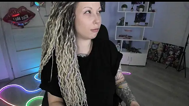 Czat XXX na żywo – HoneySallyMoore