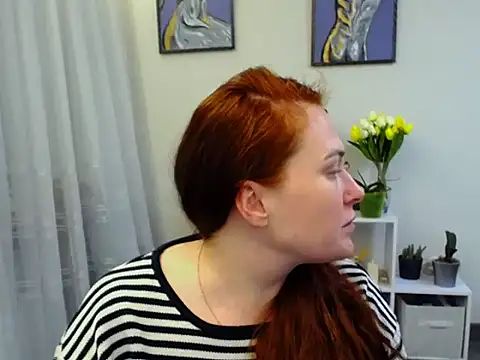 Lady_TianaのライブXXXチャット